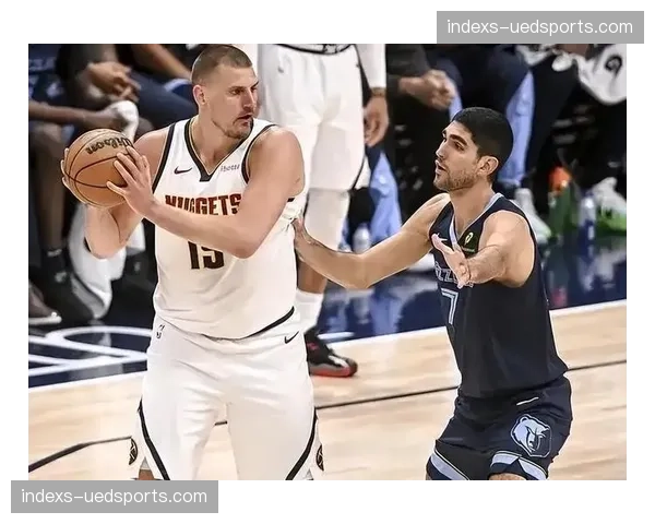 掘金约基奇季后赛模式开启 三双数据背后存失误隐患